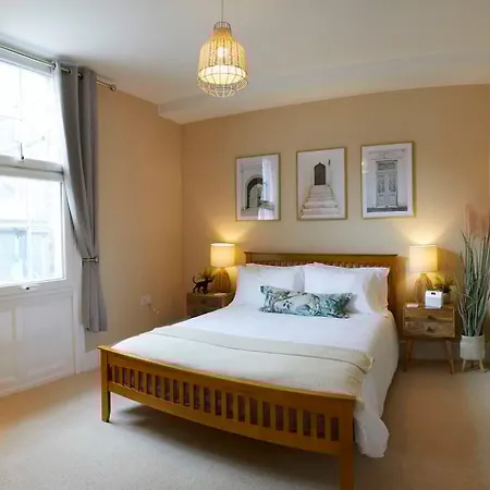 Host & - Marine Sands Apartment *